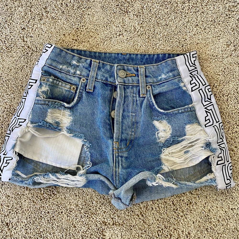 Super cute & rare LF shorts